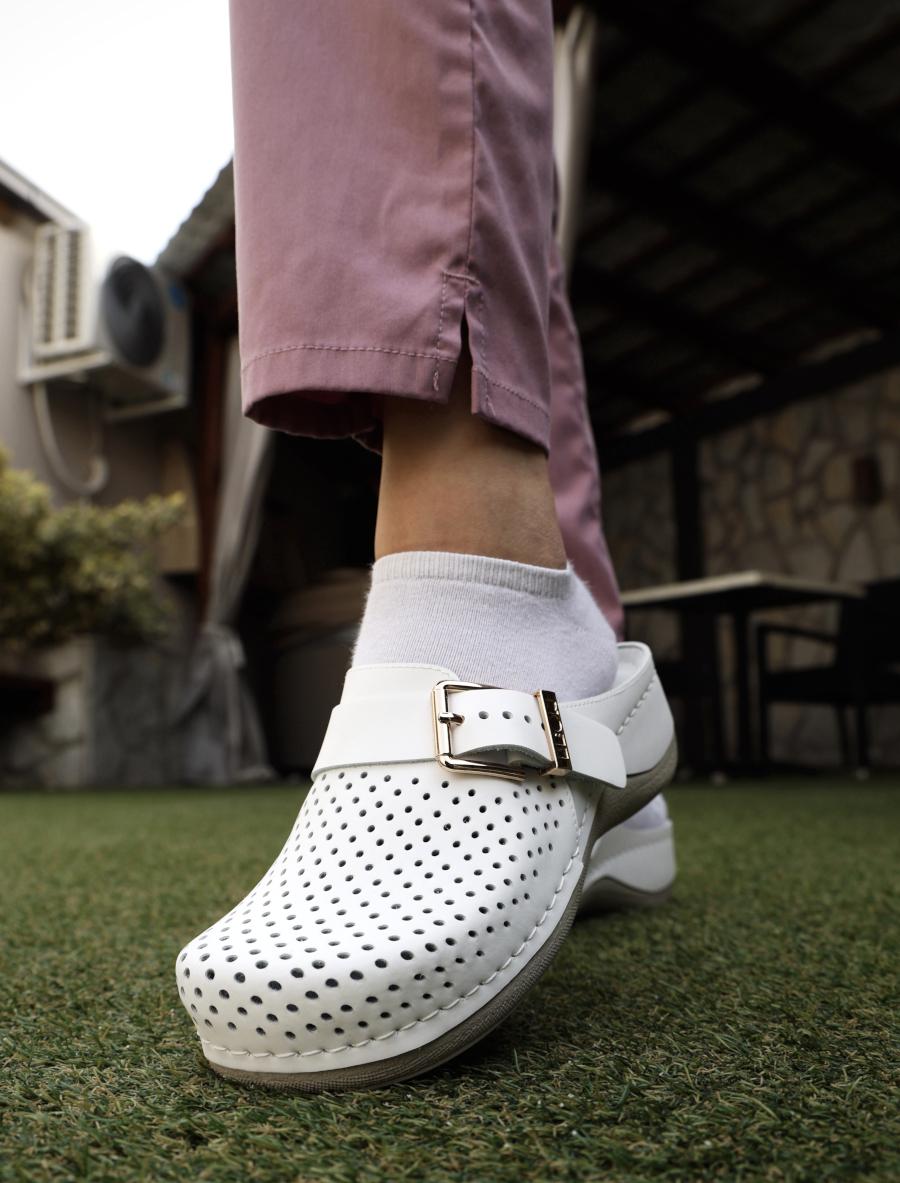 940 LEON Comfort női bőr klumpa