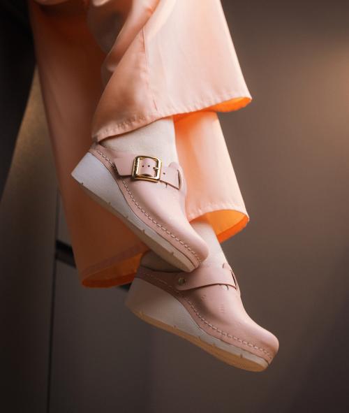 1024 LEON Comfort női bőr klumpa