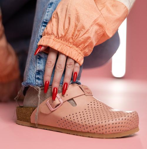 4250 LEON Comfort női bőr klumpa