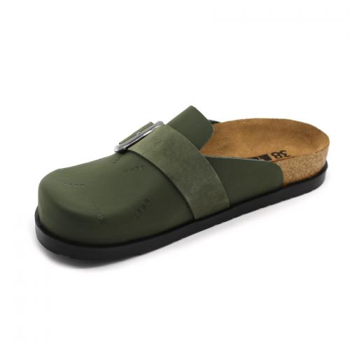 7000  LEON Comfort női bőr klumpa