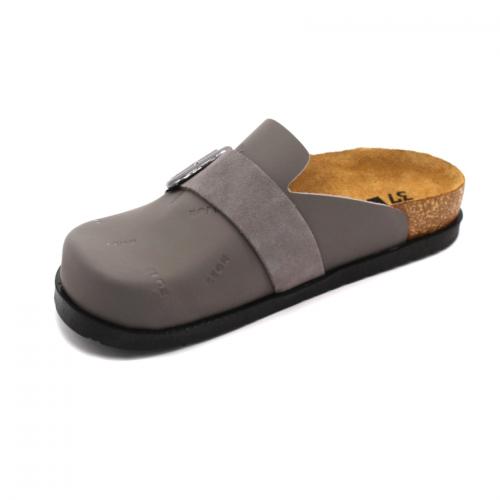 7000  LEON Comfort női bőr klumpa